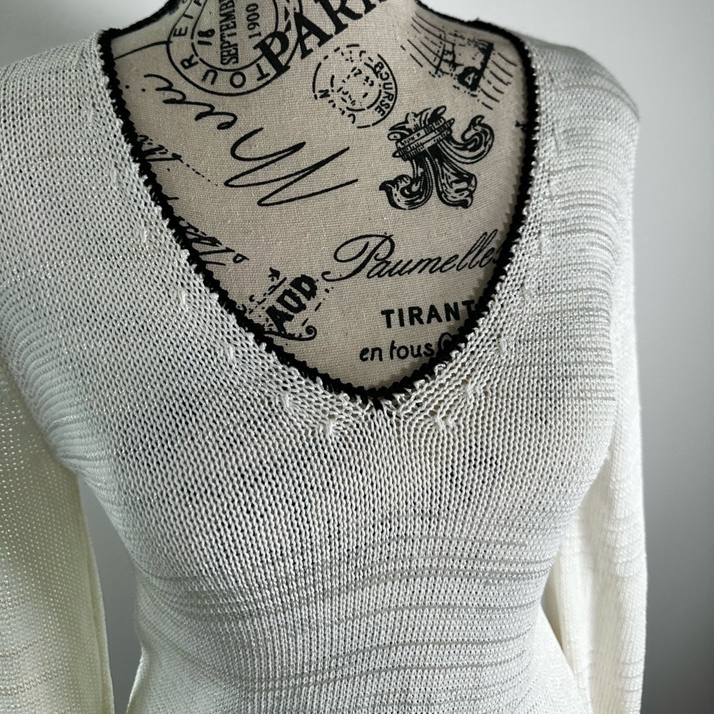 Elie Tahari Sweater White V Neck Black Trim Size Small Beige - Picture 7 of 8